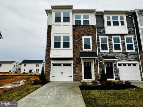 10528 COBBLER PLACE WHITE PLAINS MD 20695