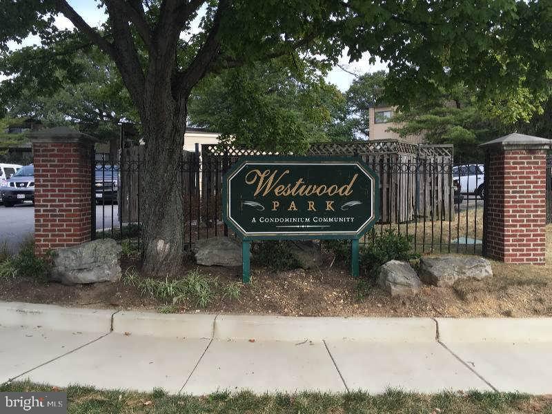 WESTWOOD PARK - Residential