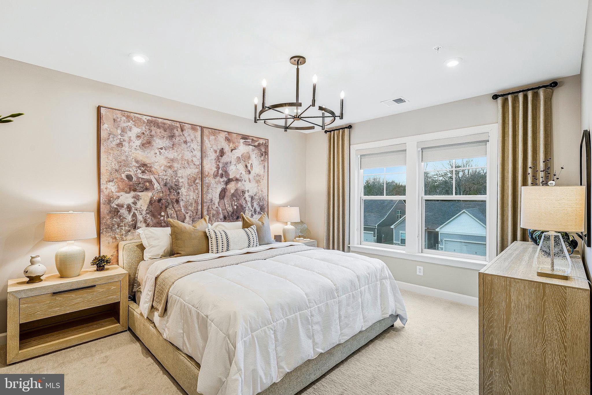 MONTEBELLO - Residential