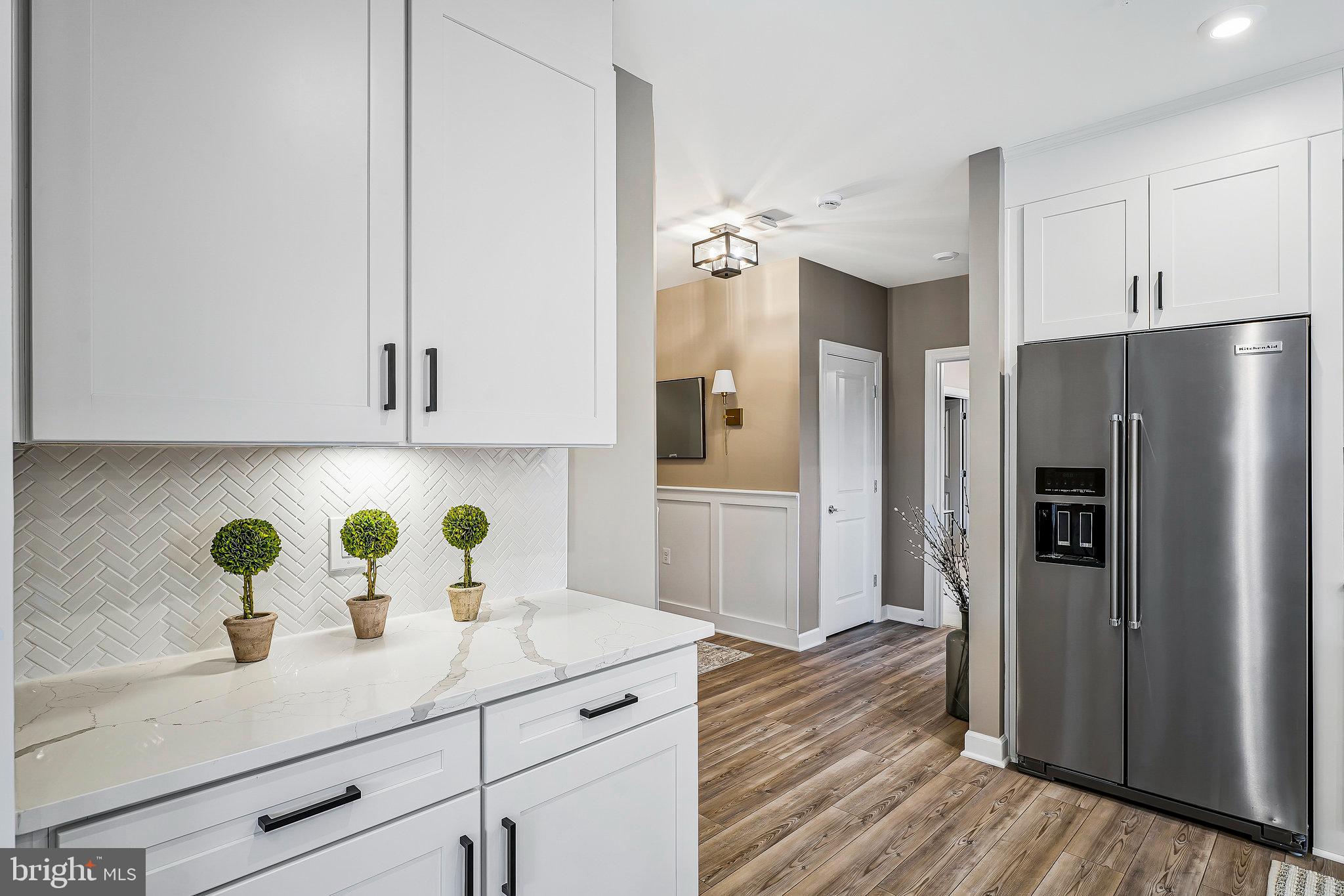 MONTEBELLO - Residential