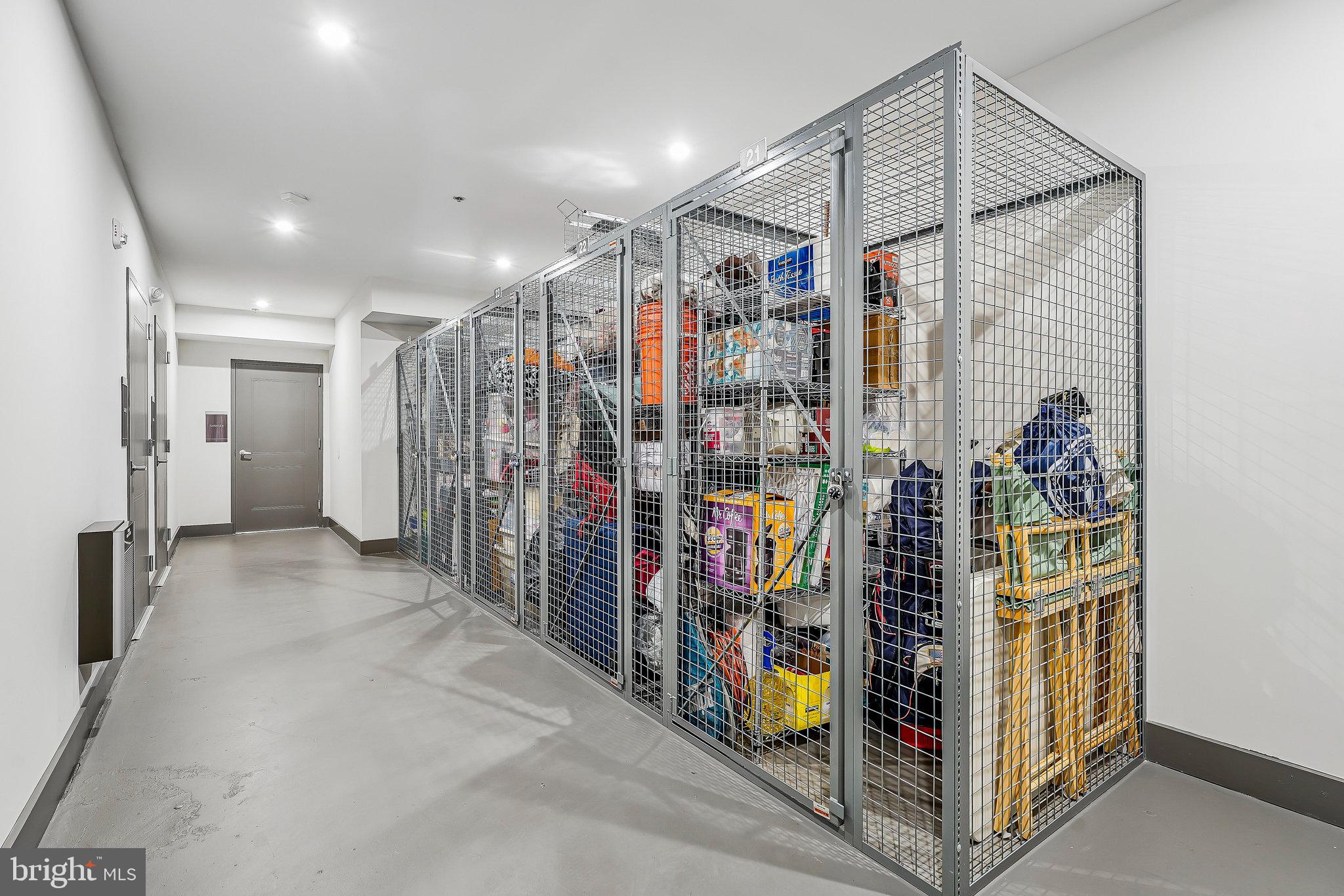 MONTEBELLO - Residential