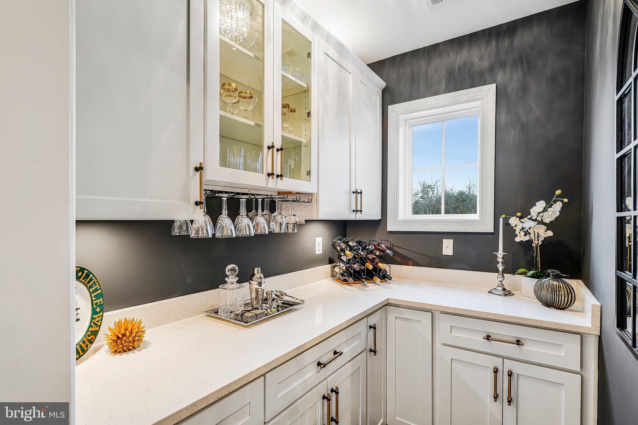 MONTEBELLO - Residential