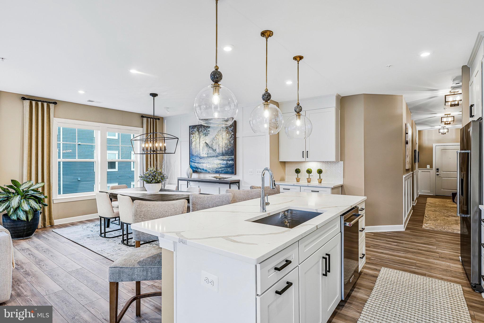 MONTEBELLO - Residential