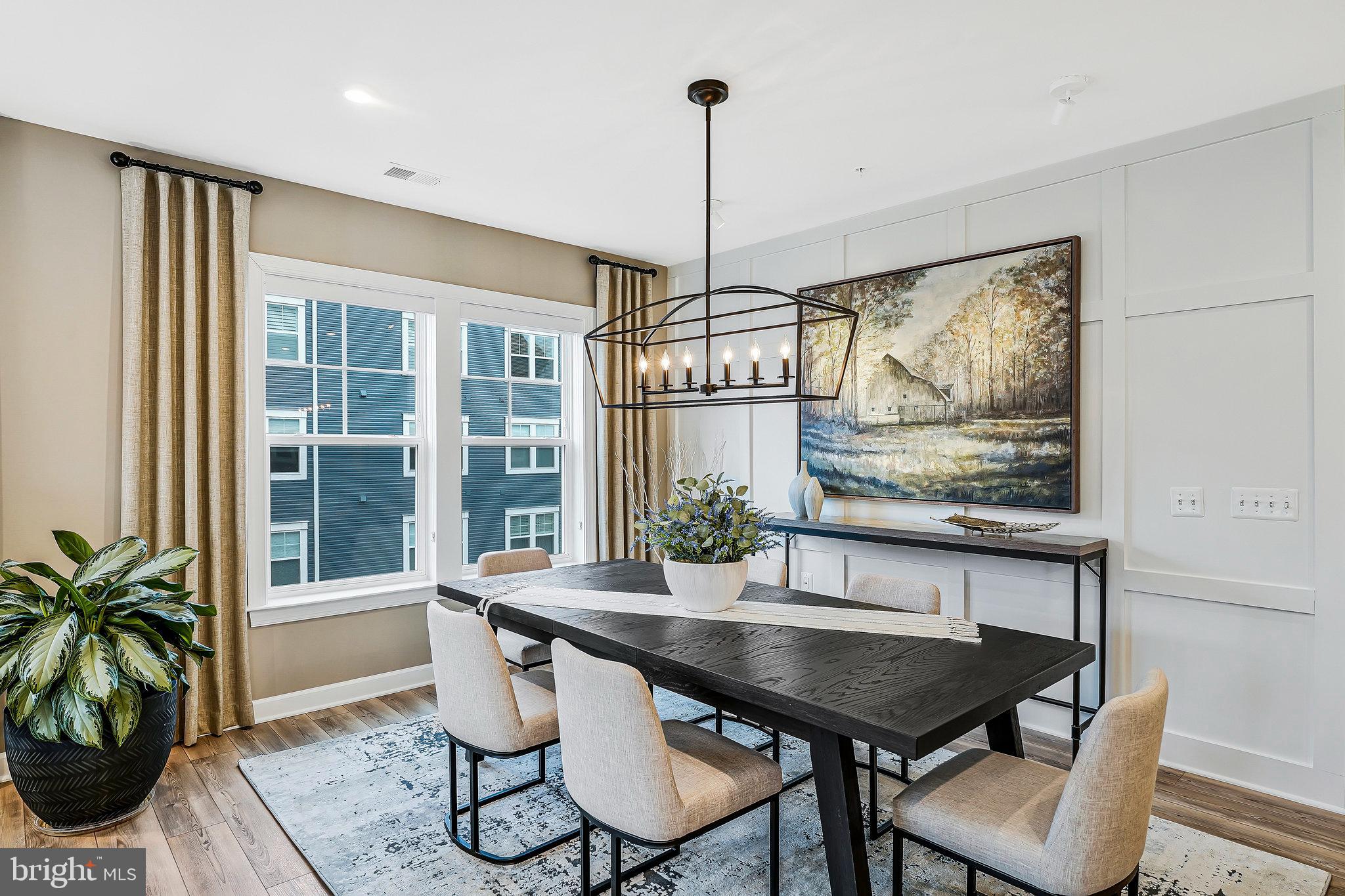 MONTEBELLO - Residential