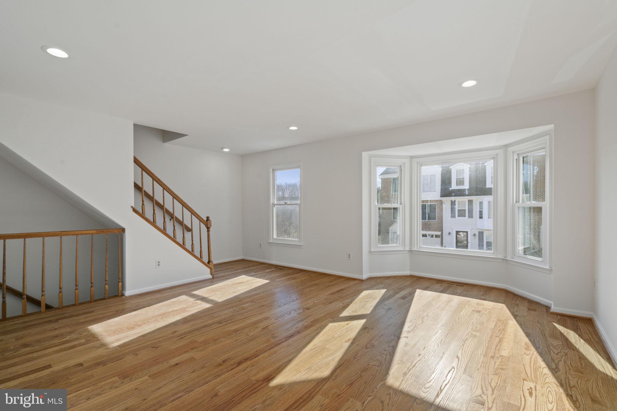 TOWNES OF ASHLEIGH - Residential