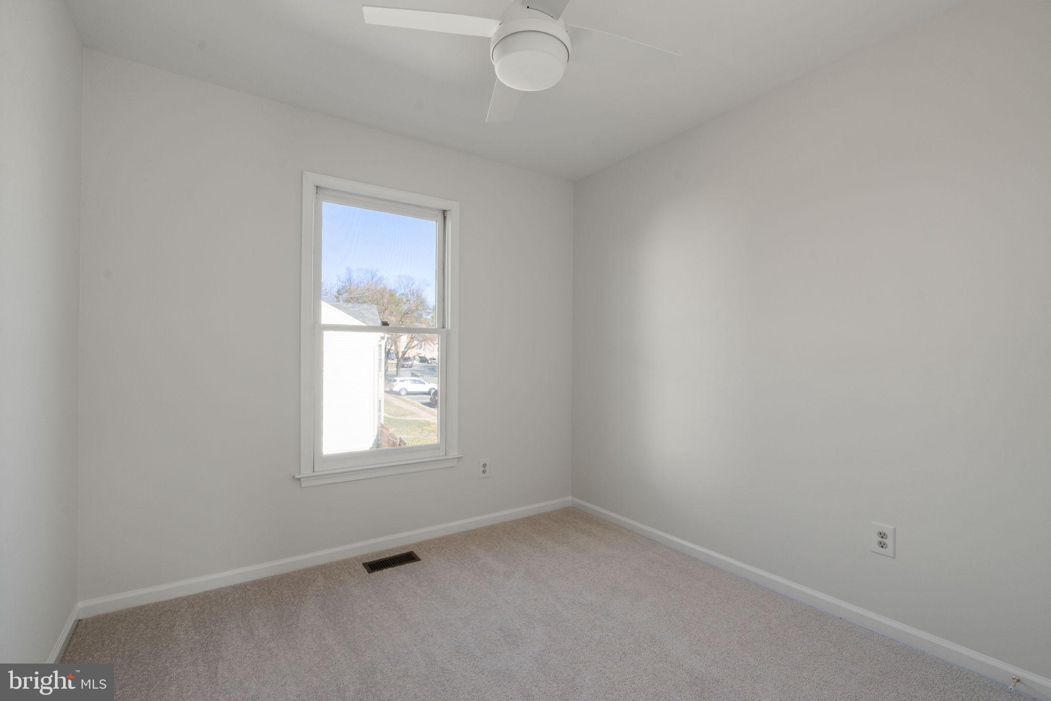 TOWNES OF ASHLEIGH - Residential