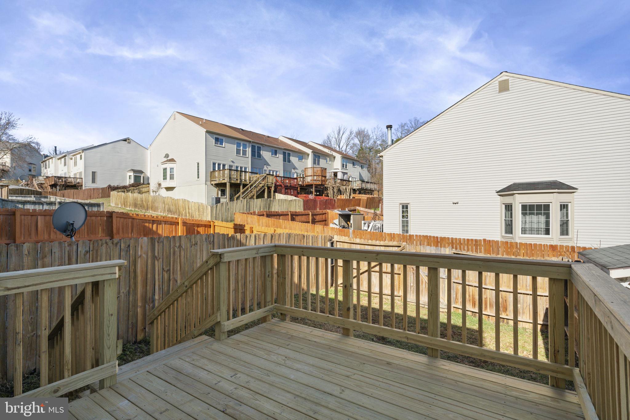 TOWNES OF ASHLEIGH - Residential