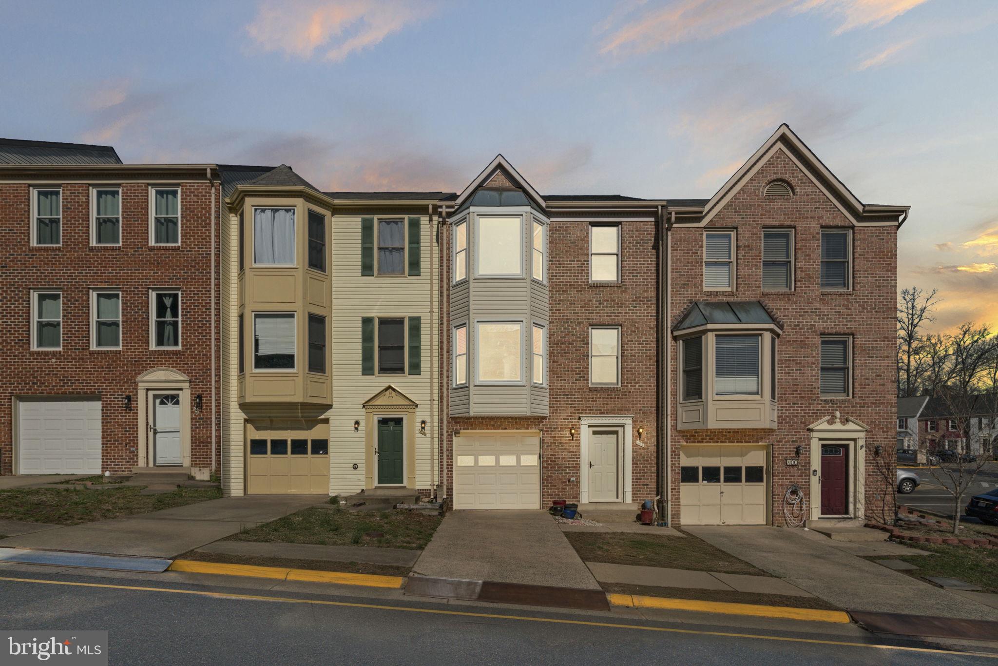 TOWNES OF ASHLEIGH - Residential