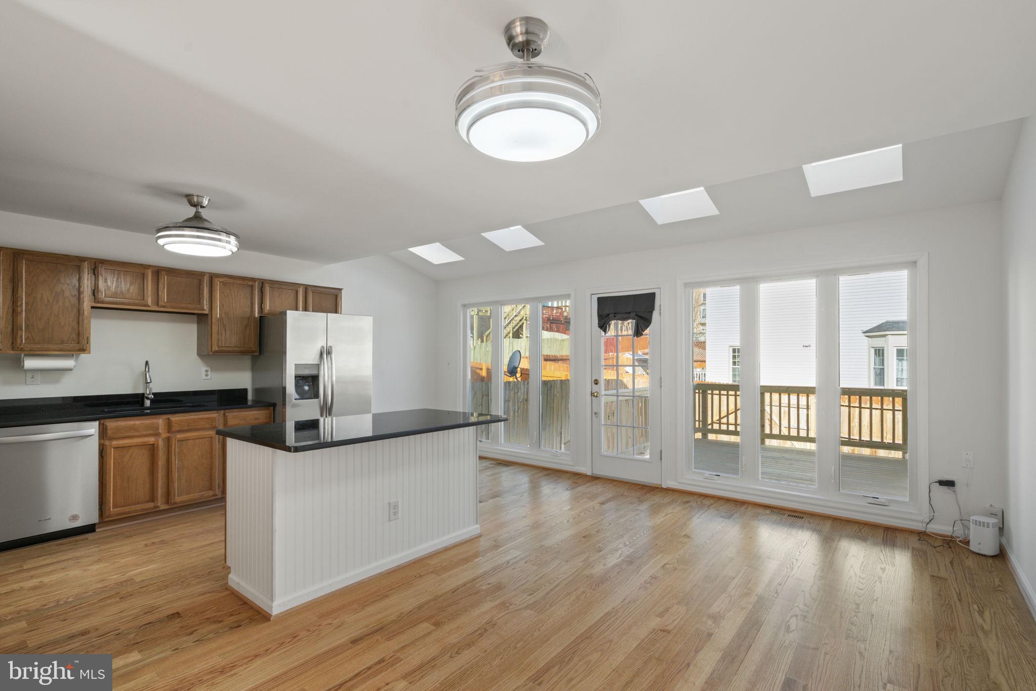 TOWNES OF ASHLEIGH - Residential