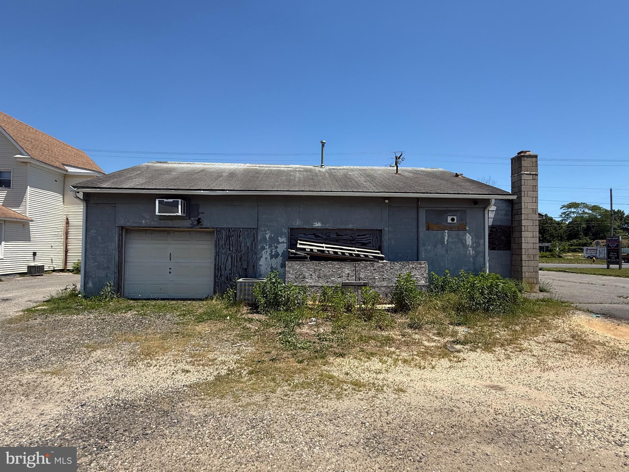 63 E BAY AVENUE