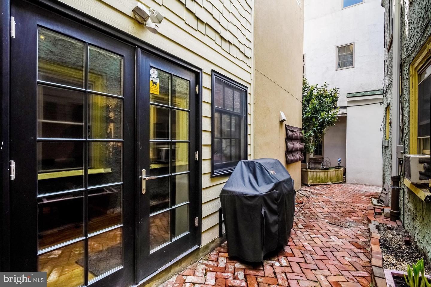 BELLA VISTA - Residential