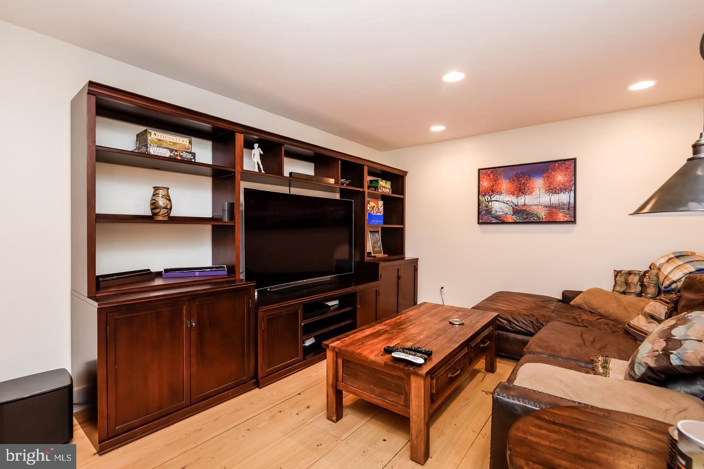 BELLA VISTA - Residential