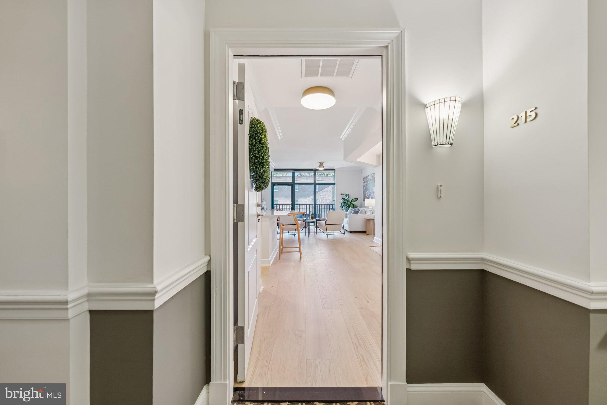 502 W BROAD STREET 215