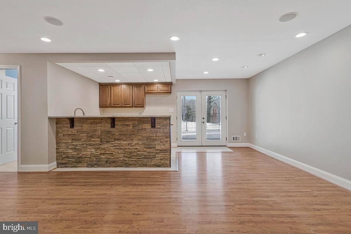 THE HIGHLANDS - Residential