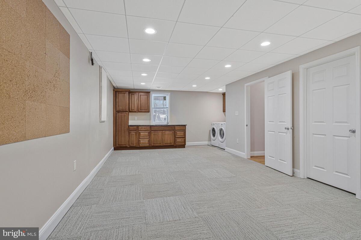 THE HIGHLANDS - Residential