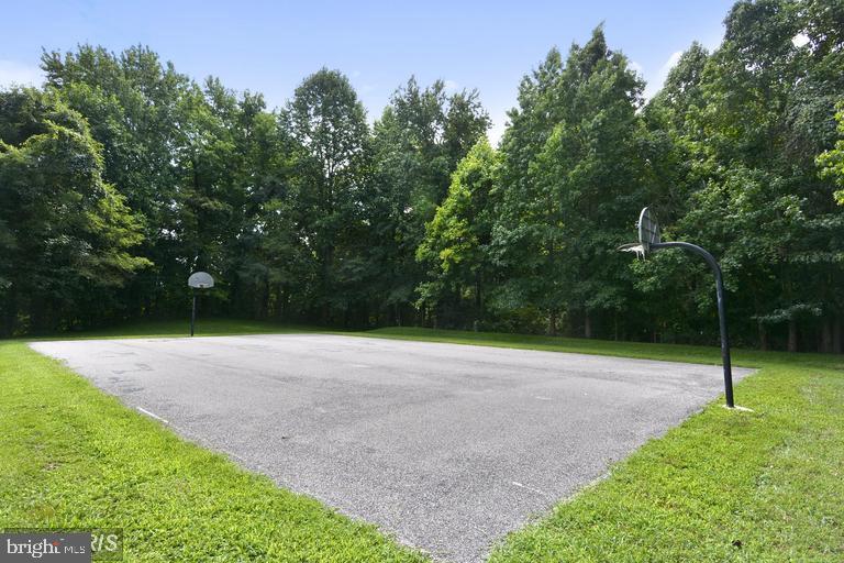 THE HIGHLANDS - Residential