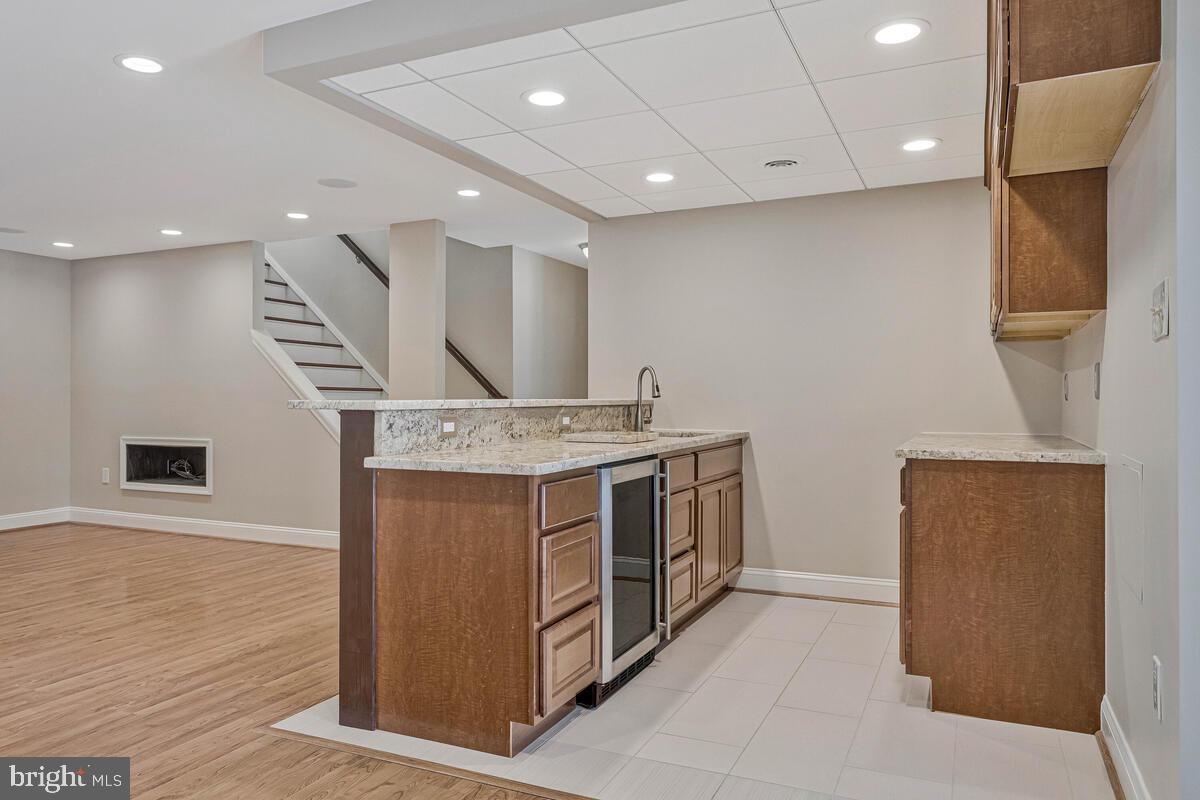 THE HIGHLANDS - Residential