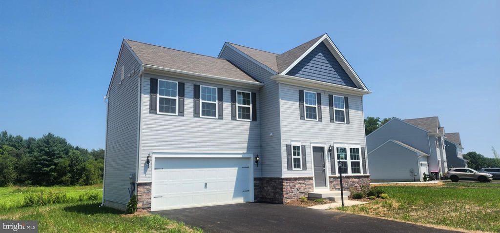 Photo of 5385 Harrier Way, WAYNESBORO, PA 17268 (MLS # PAFL2027362)
