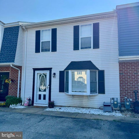 Photo of 62 Kings Way, STEWARTSTOWN, PA 17363 (MLS # PAYK2106750)