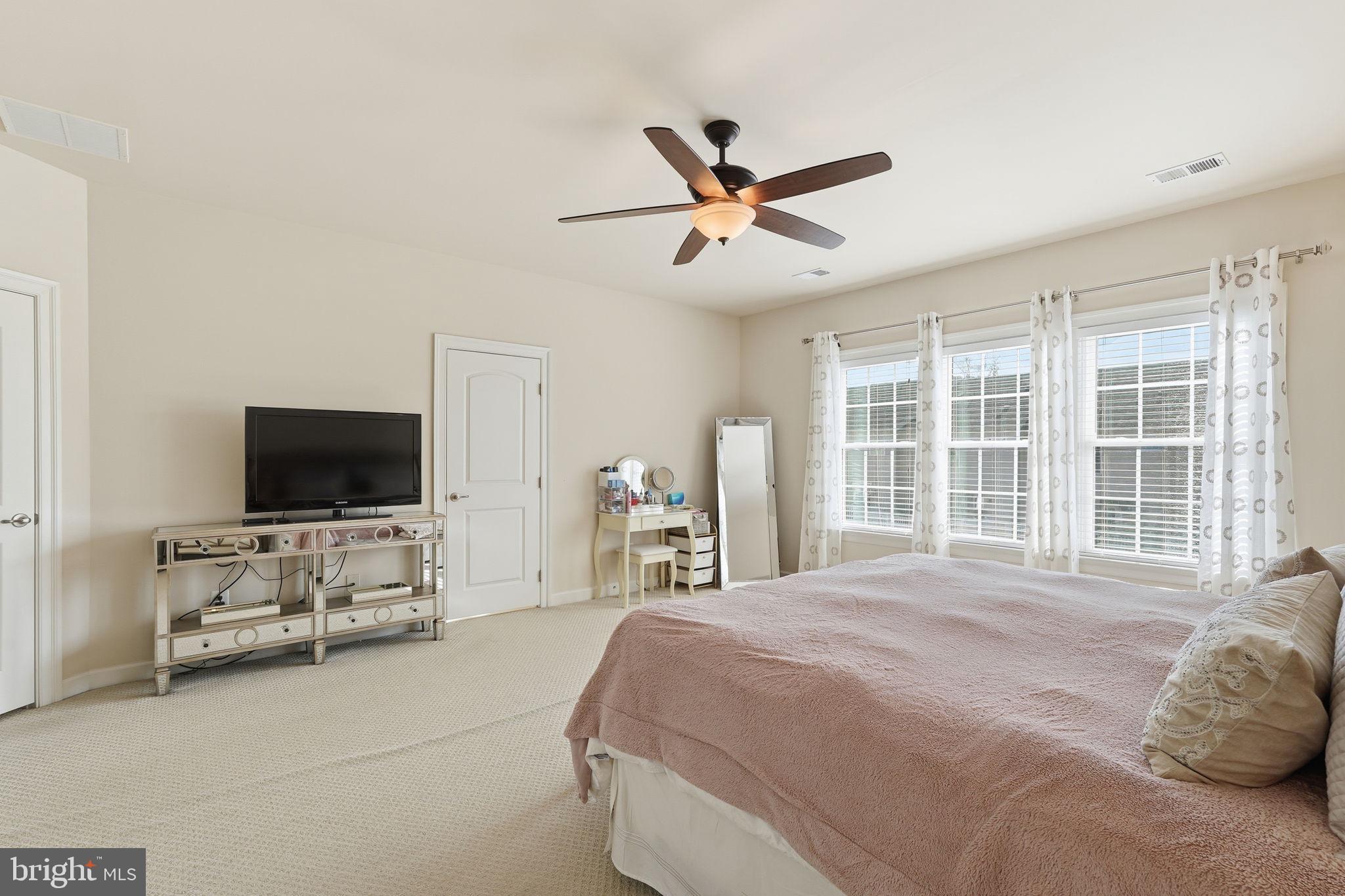 WENTWORTH GREEN - Residential Lease