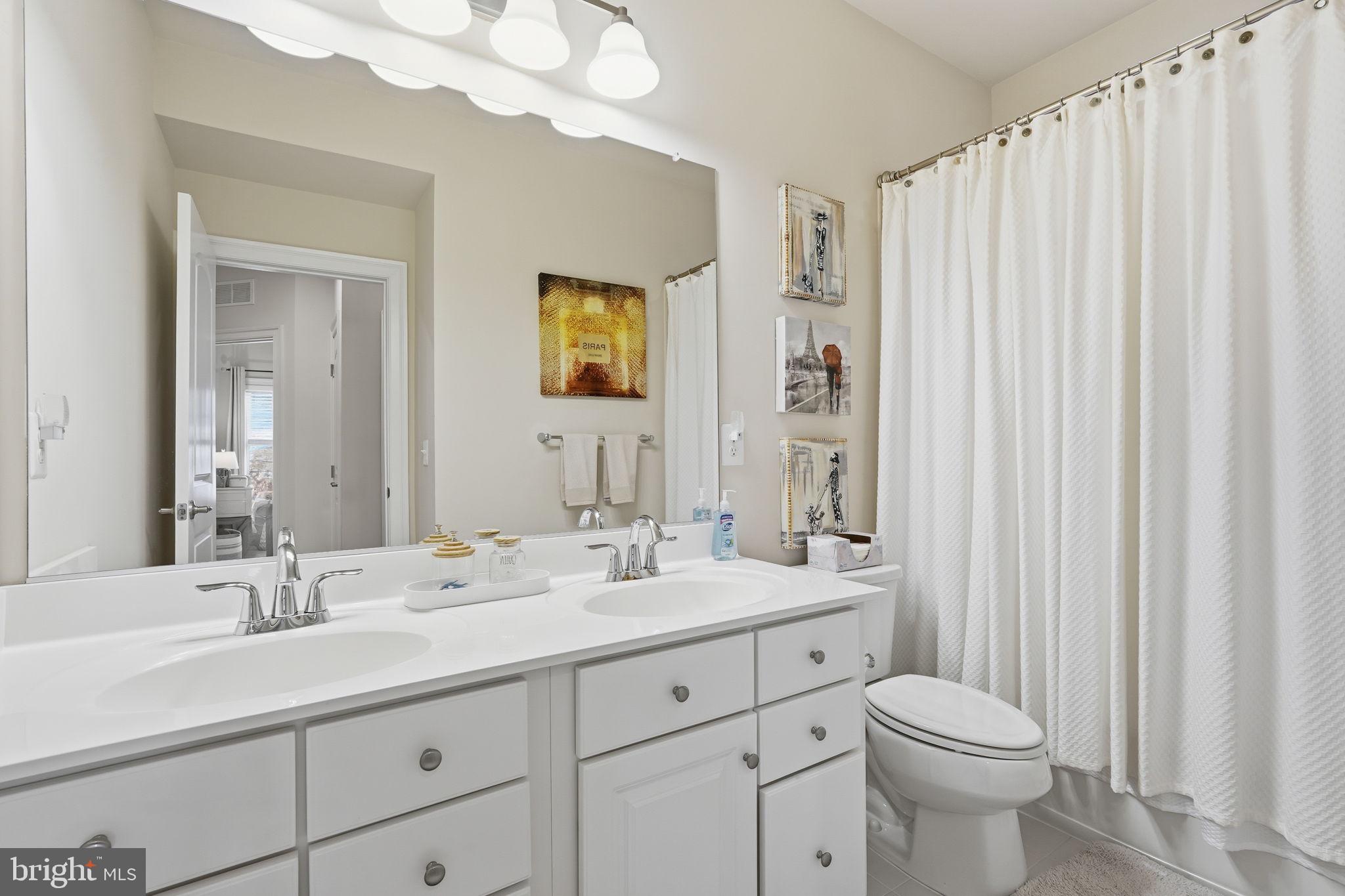 WENTWORTH GREEN - Residential Lease