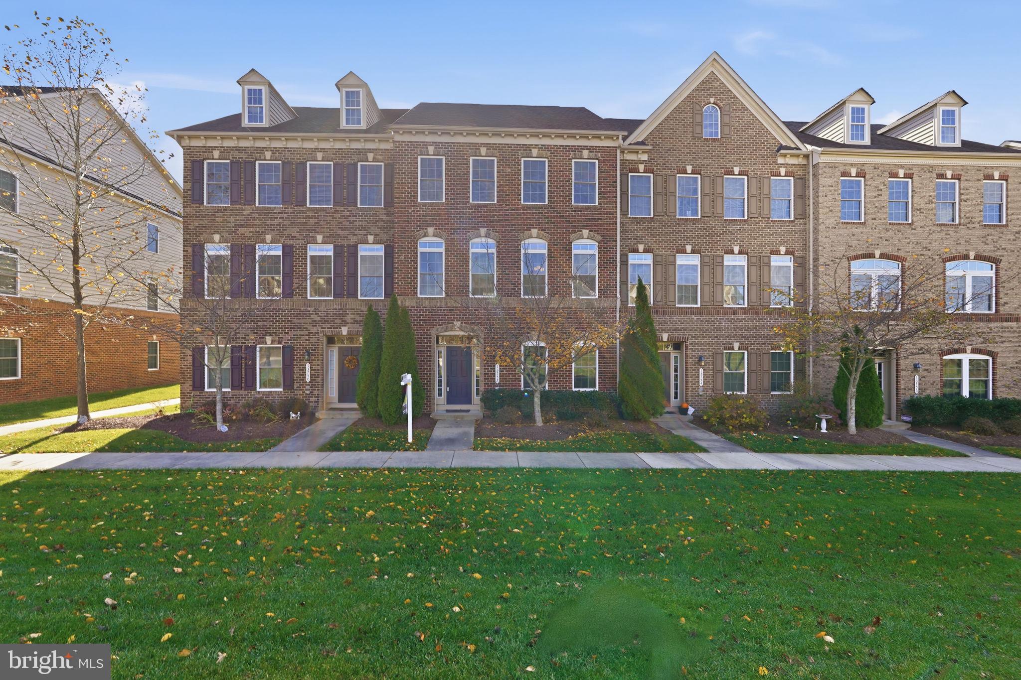 WENTWORTH GREEN - Residential Lease