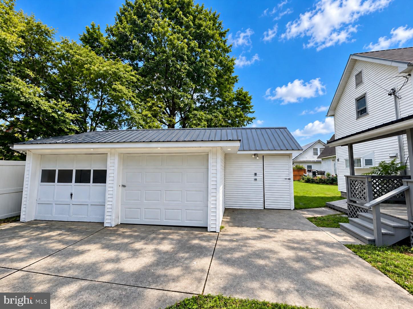 36 POPLAR STREET