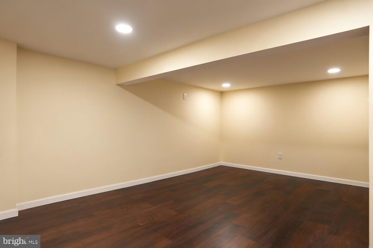 EDMONDSON VIILLAGE - Residential