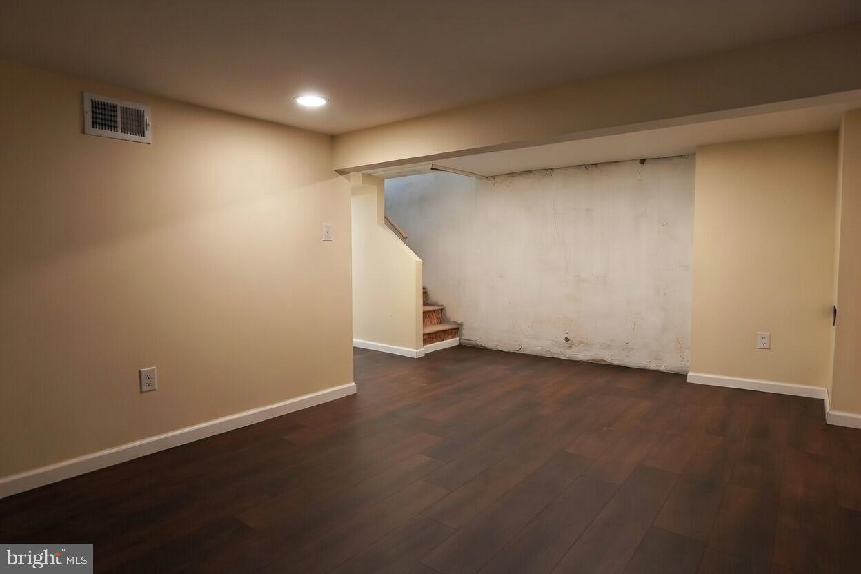 EDMONDSON VIILLAGE - Residential