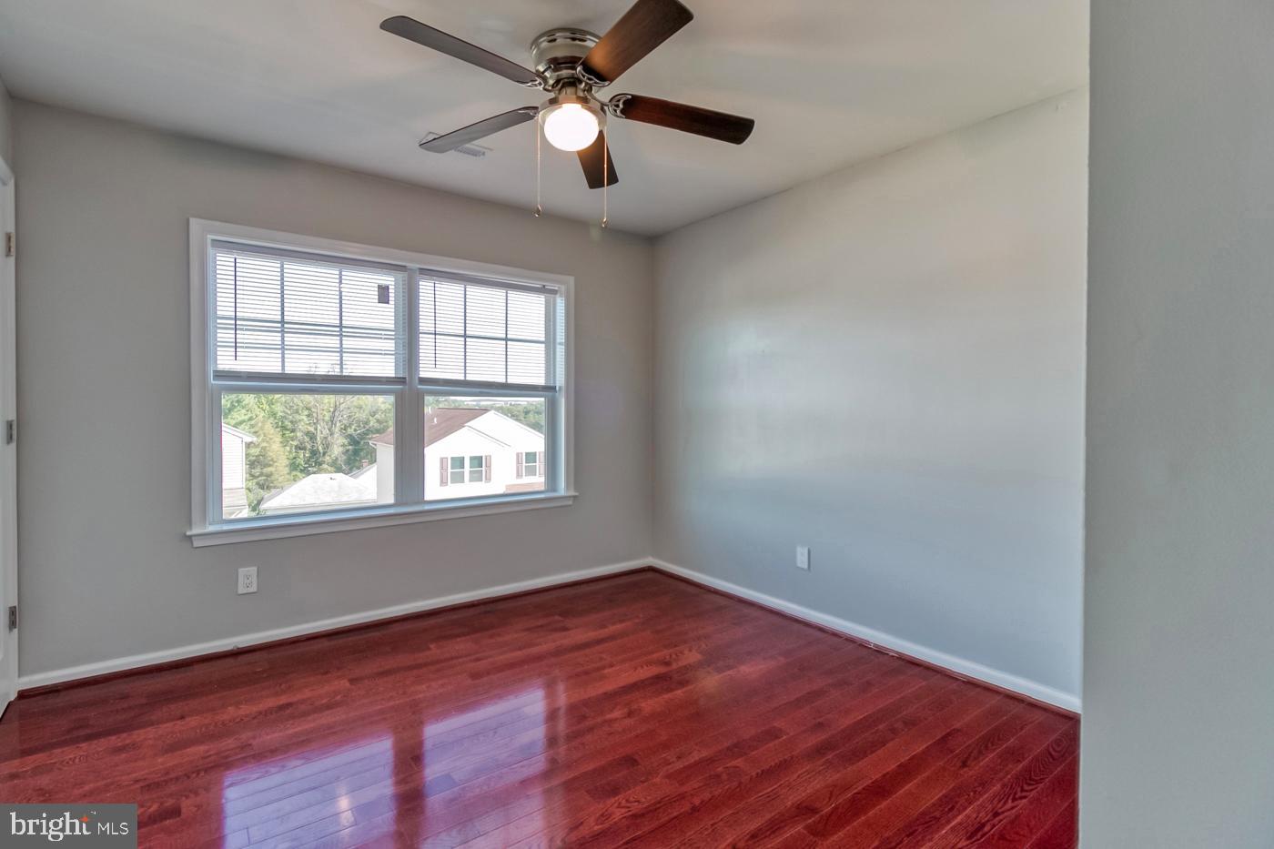 LENNOX PARK - Residential