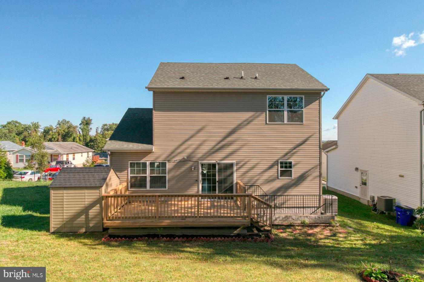 LENNOX PARK - Residential