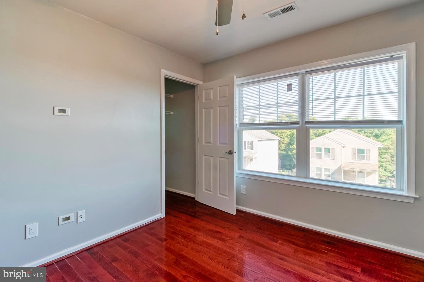 LENNOX PARK - Residential