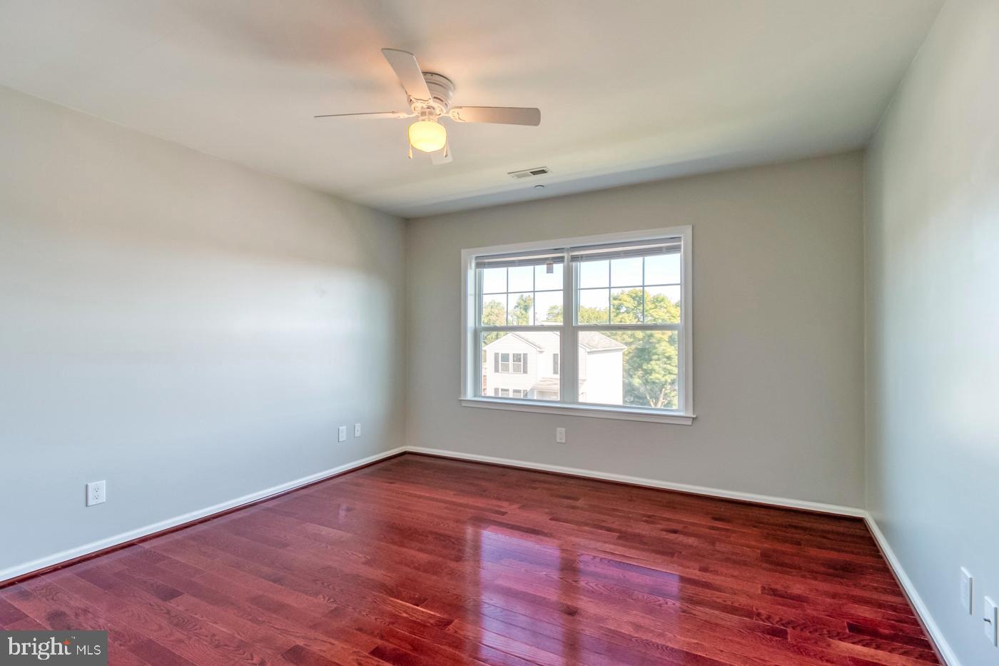 LENNOX PARK - Residential