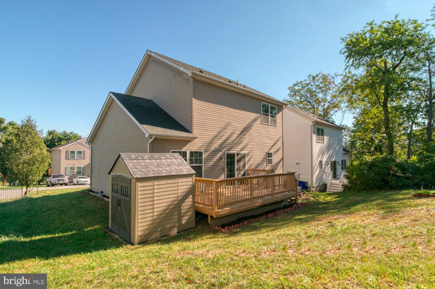 LENNOX PARK - Residential