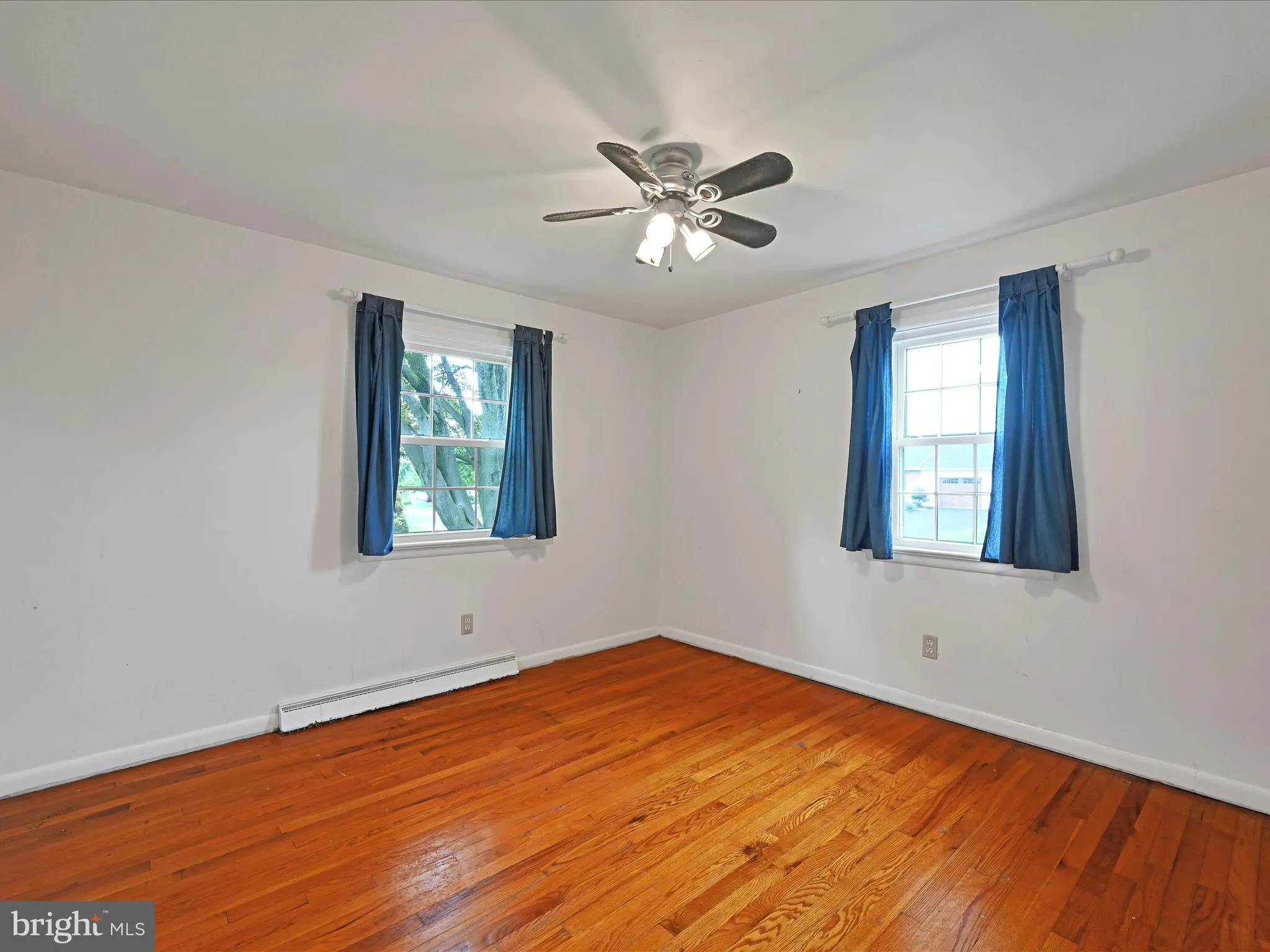 Willow Street, Pennsylvania 17584, United States, 3 Bedrooms Bedrooms, ,1 BathroomBathrooms,Residential,Active,129338