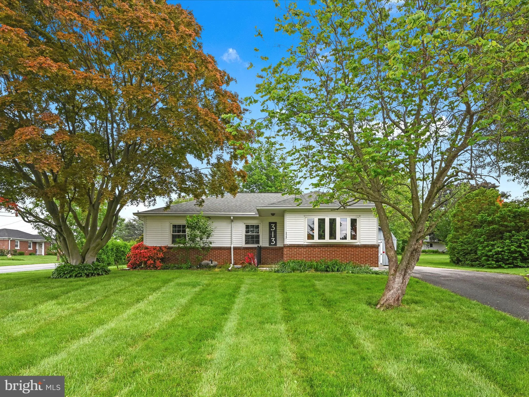 Willow Street, Pennsylvania 17584, United States, 3 Bedrooms Bedrooms, ,1 BathroomBathrooms,Residential,Active,129338