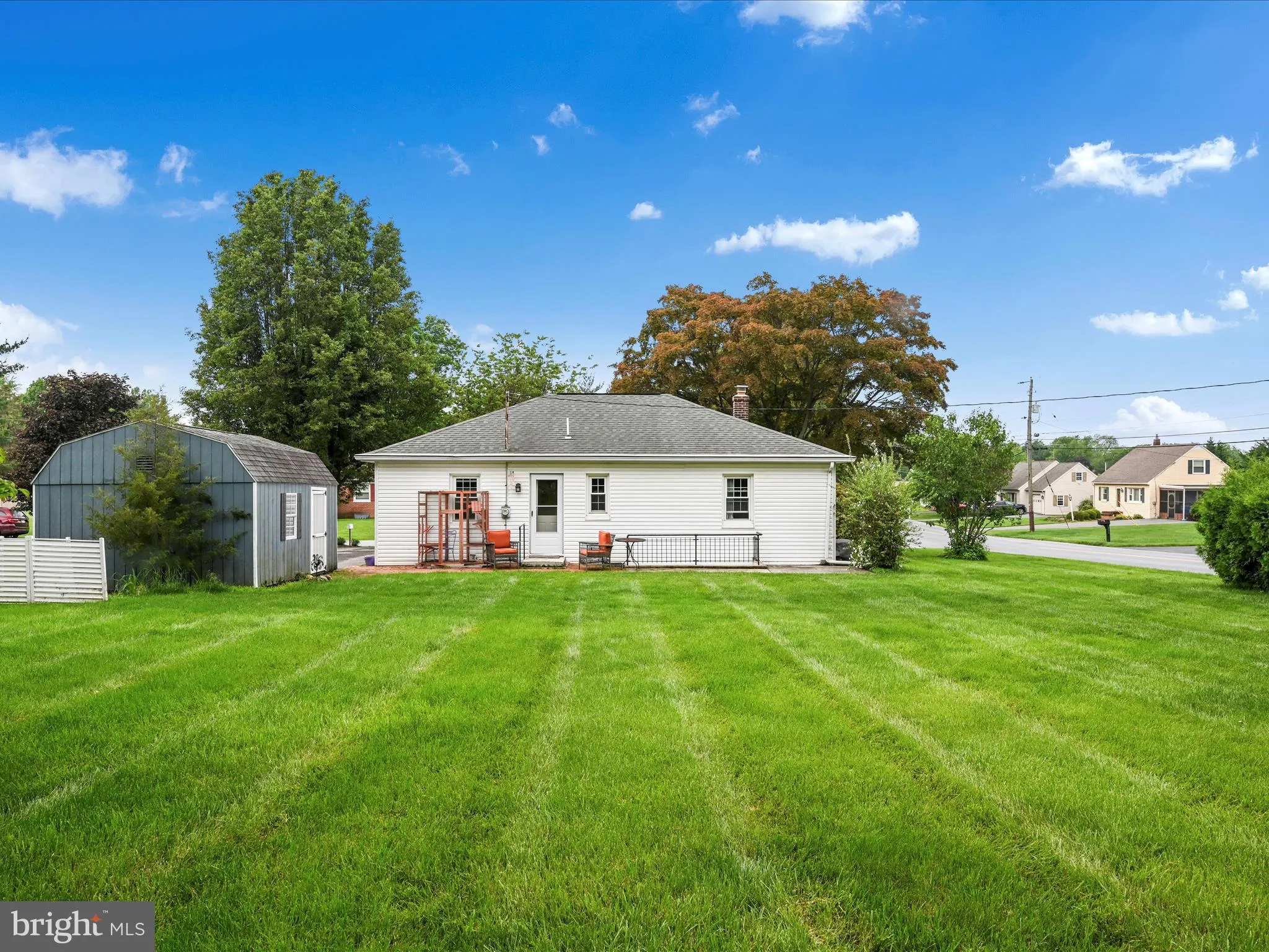 Willow Street, Pennsylvania 17584, United States, 3 Bedrooms Bedrooms, ,1 BathroomBathrooms,Residential,Active,129338
