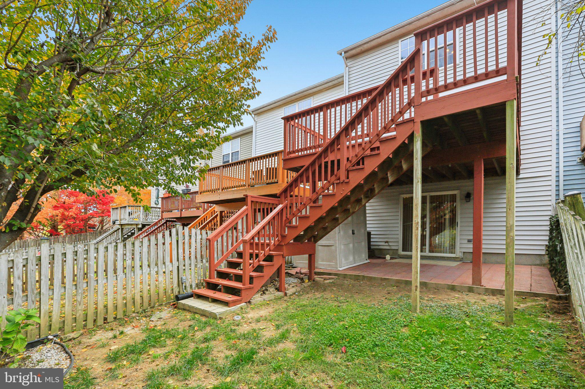 ROBERTS FIELD - Residential