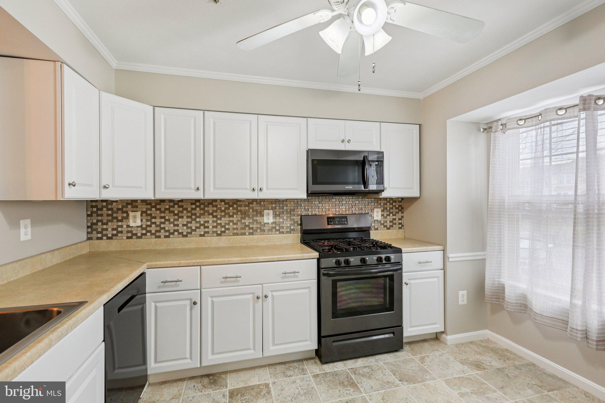 ROBERTS FIELD - Residential