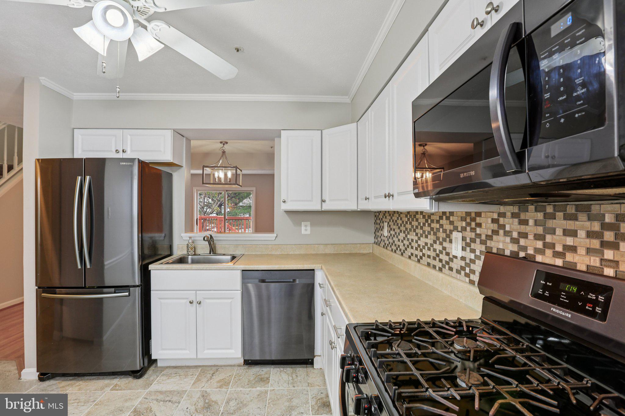 ROBERTS FIELD - Residential