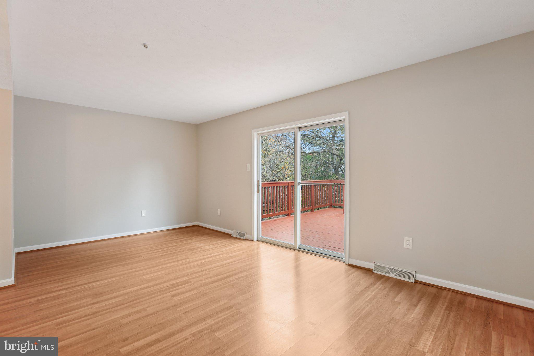 ROBERTS FIELD - Residential