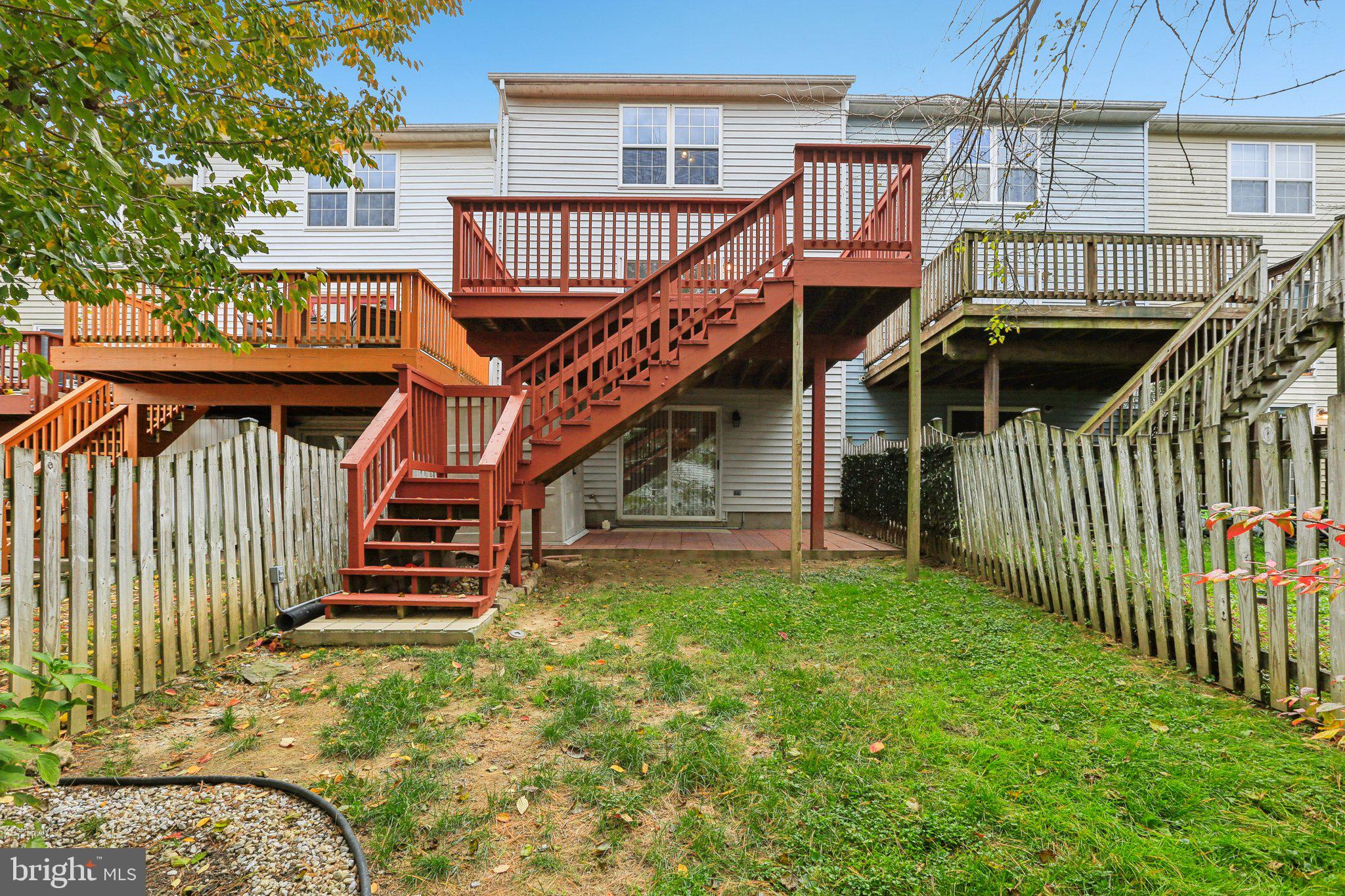 ROBERTS FIELD - Residential