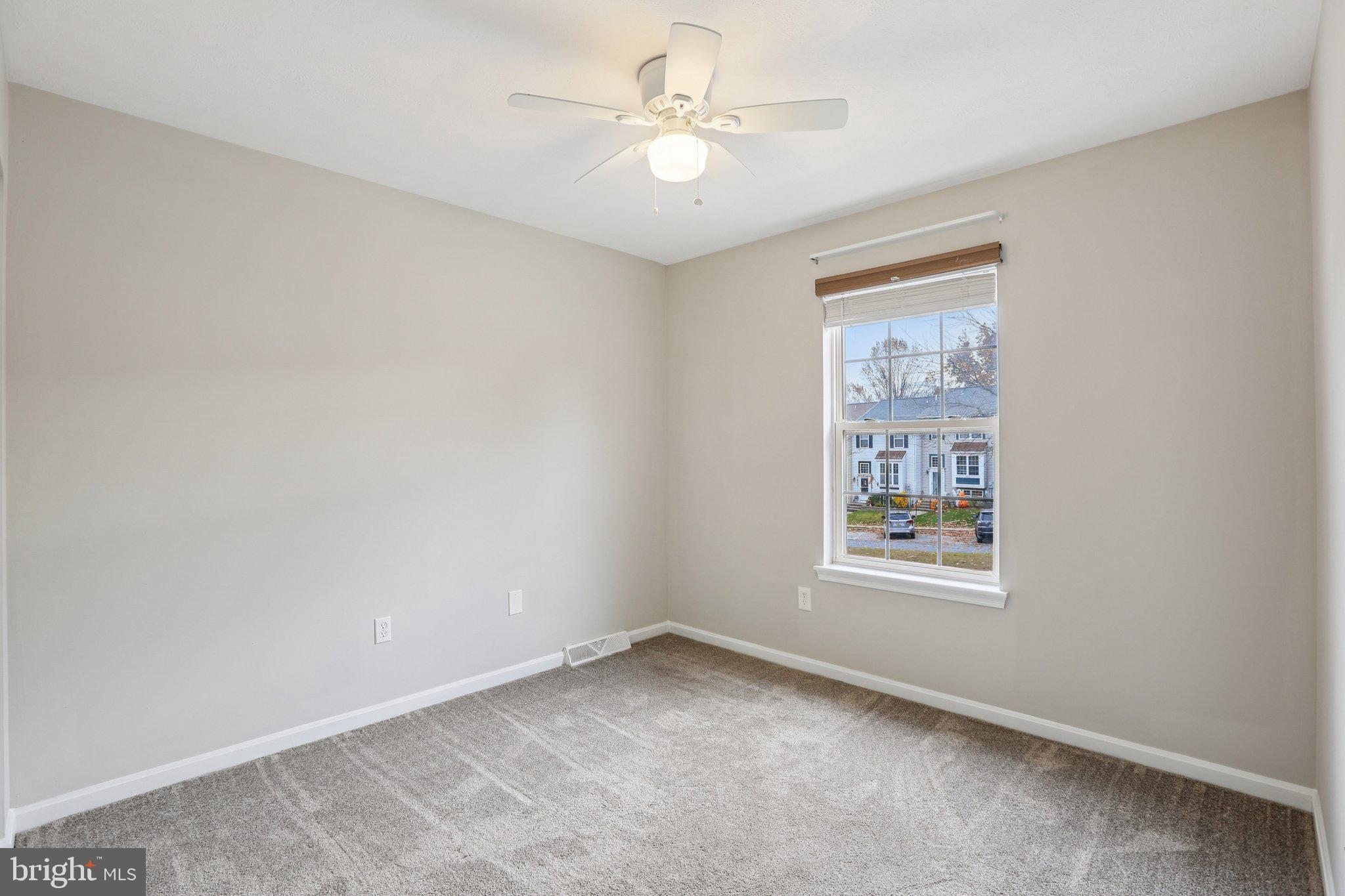 ROBERTS FIELD - Residential