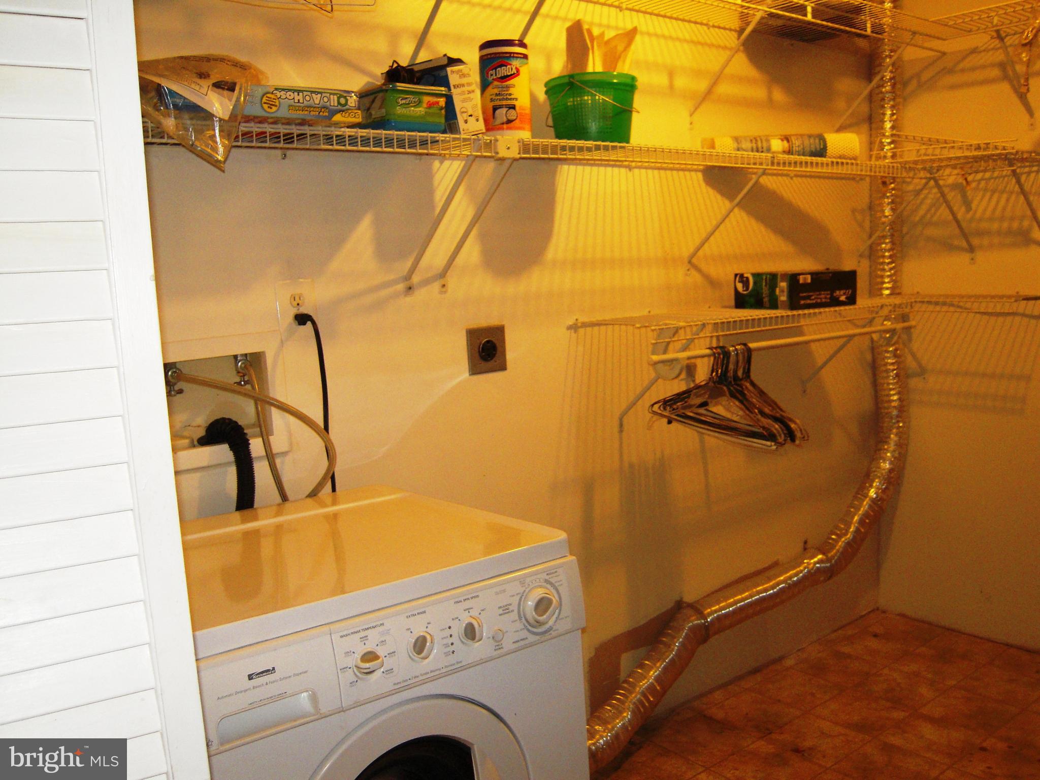 FAIRVIEW ESTATES - Residential