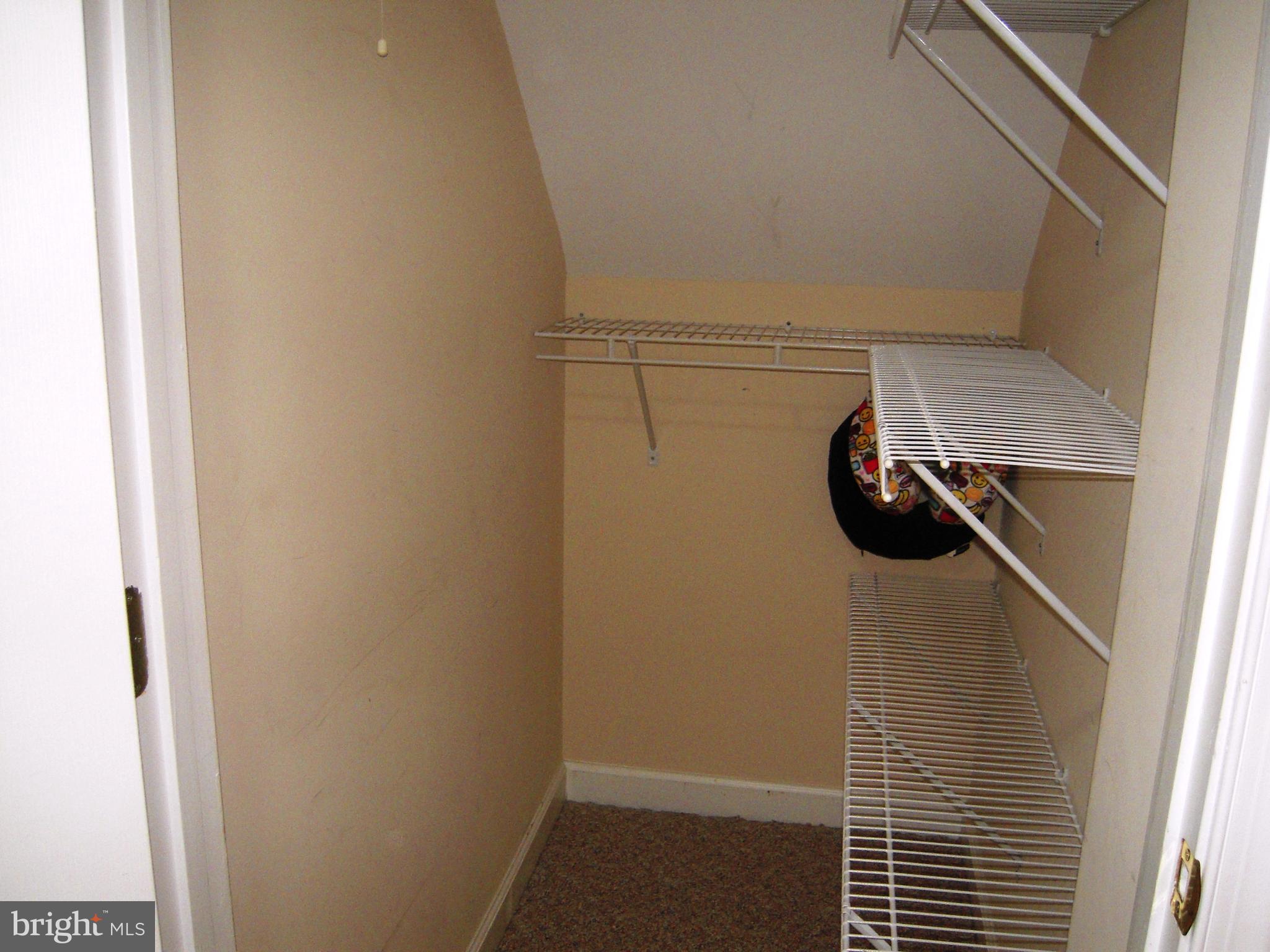 FAIRVIEW ESTATES - Residential