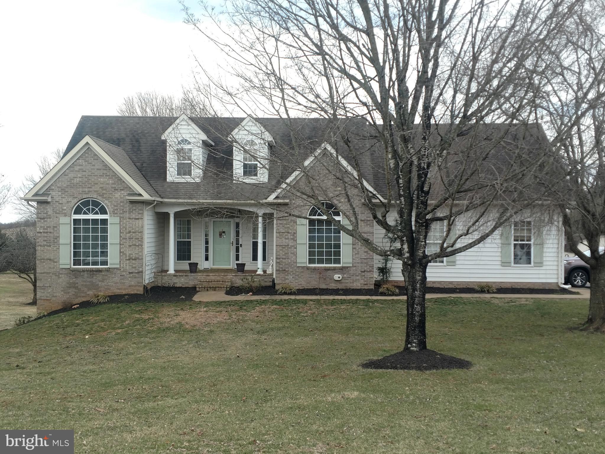 FAIRVIEW ESTATES - Residential