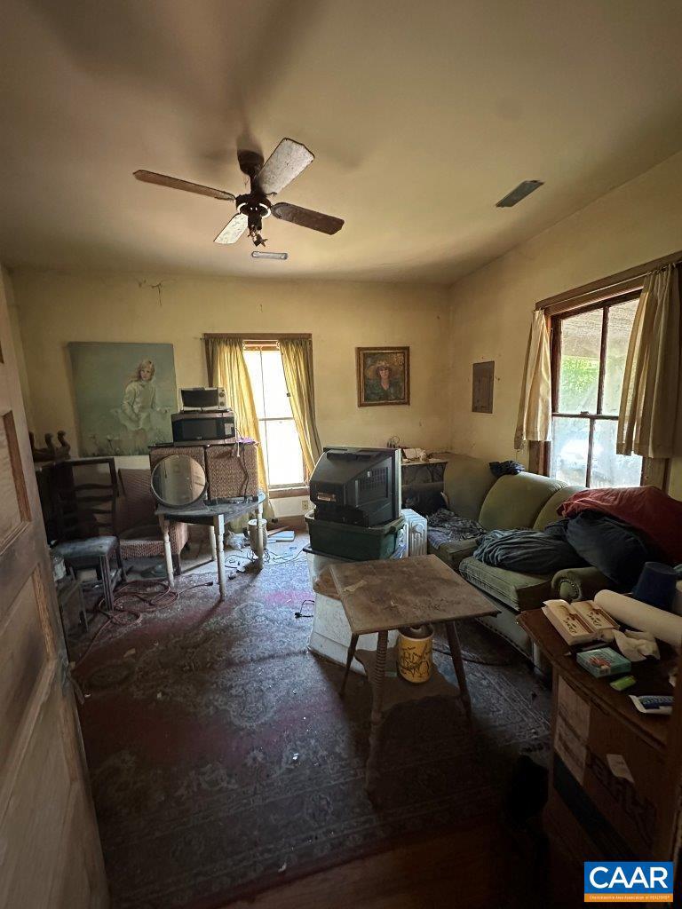 171 FAULCONERVILLE DR