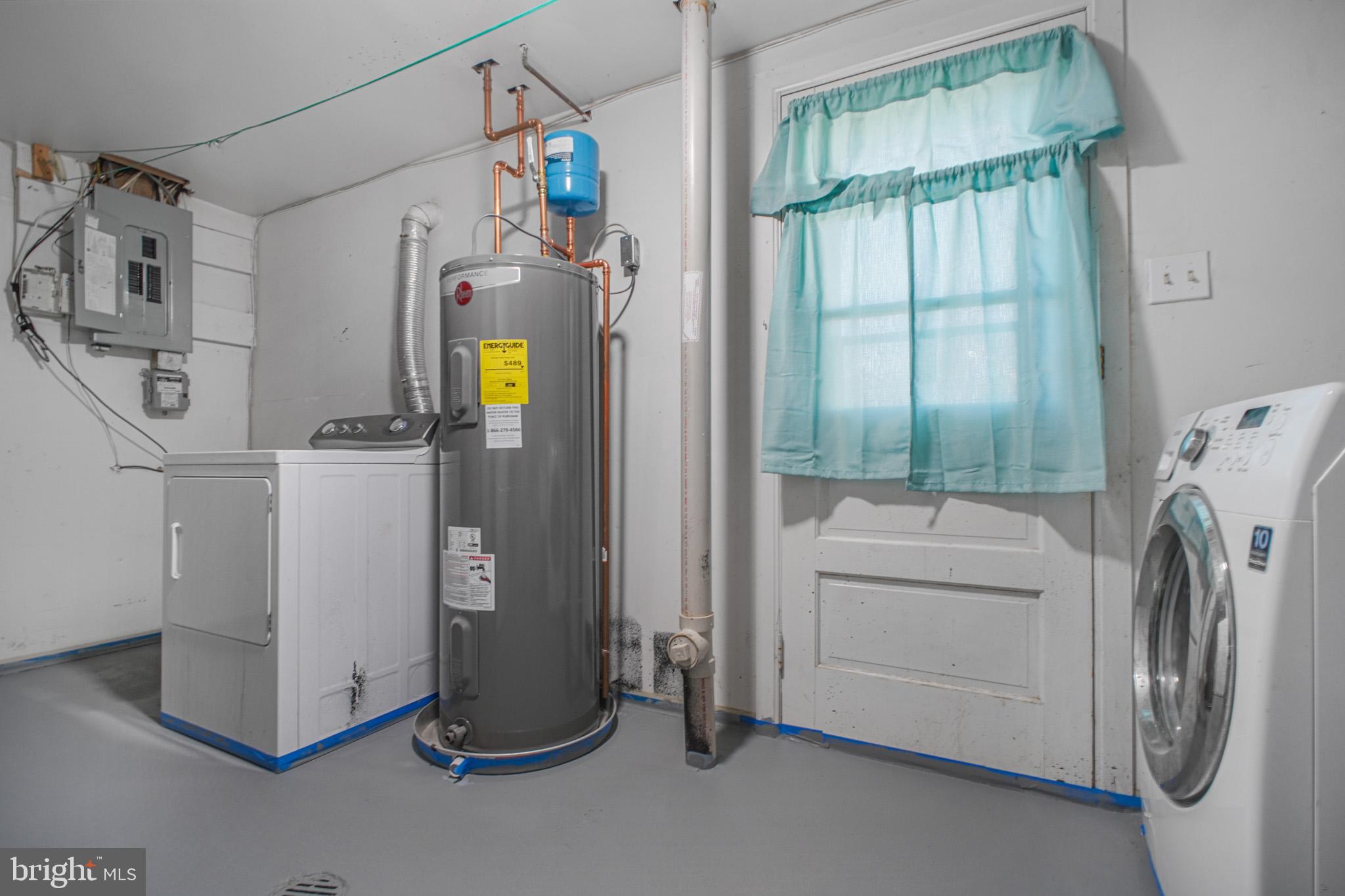 DALE CITY - Residential