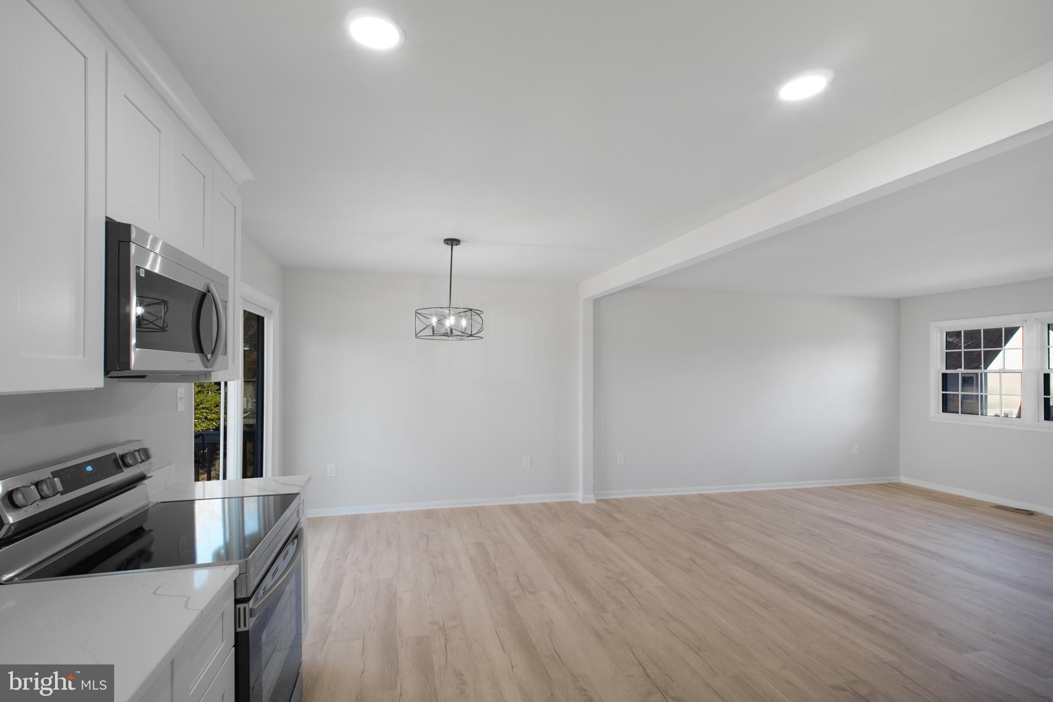 DALE CITY - Residential