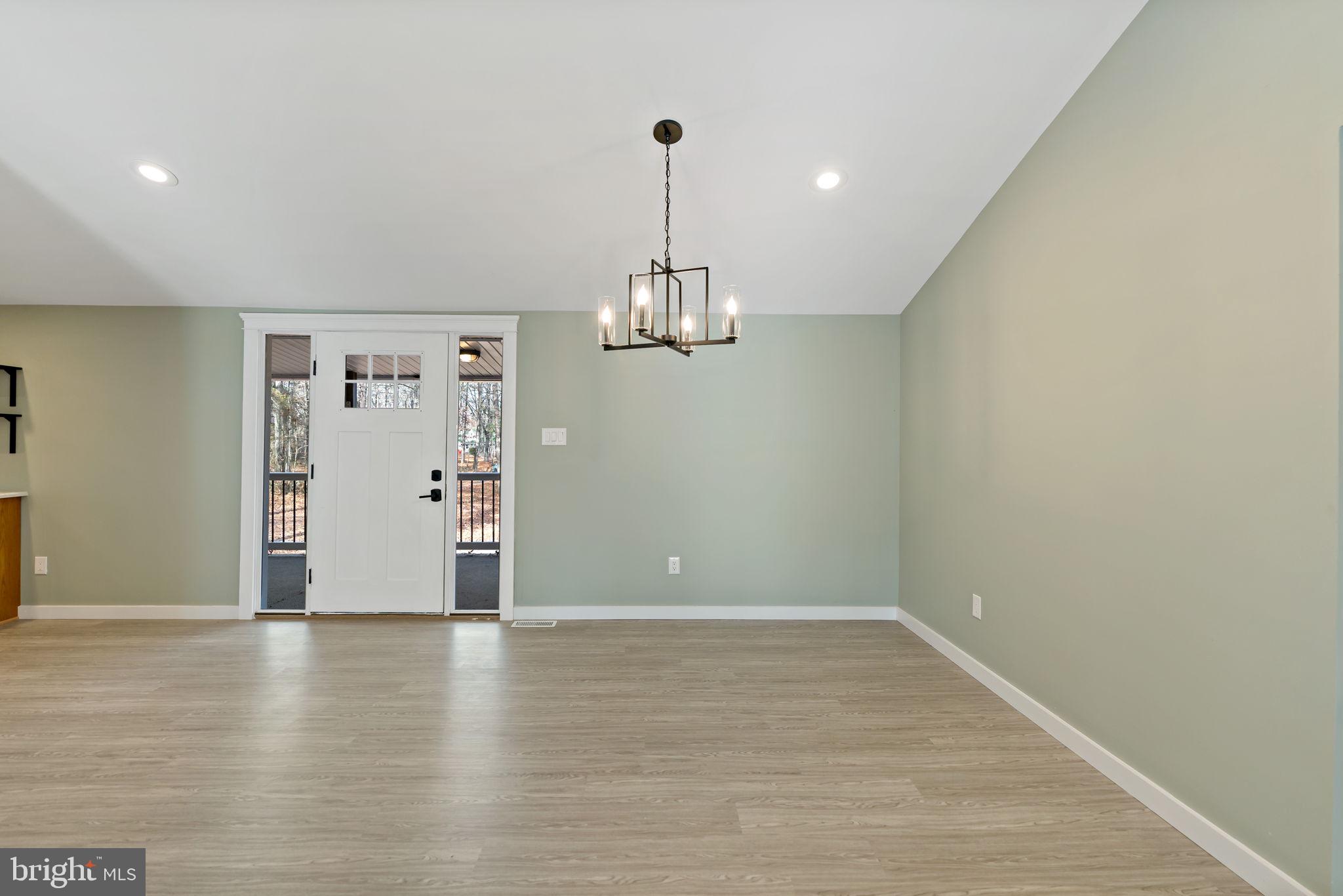 HIGHVIEW FARMS - Residential